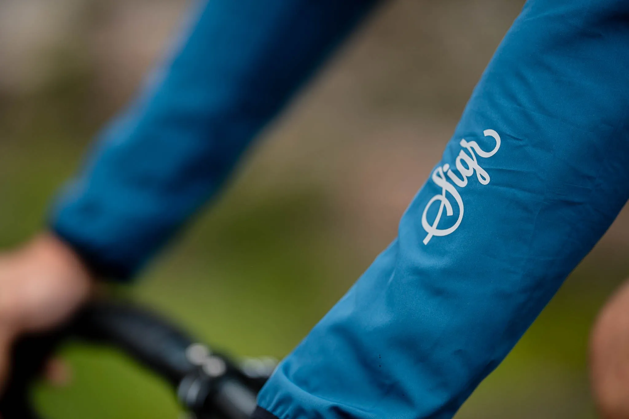 Treriksrset Blue Women's Cycling Wind/Pack Jacket